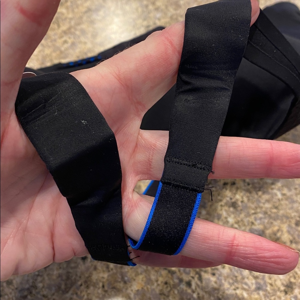 Maidenform Sport Sports Bra Convertible Low Impact 34A Black Blue - Picture 7 of 16